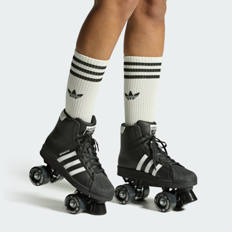 【 adidas SUPERSTAR 82 ROLLER SKATES W 皮革輪滑鞋 - 黑 】