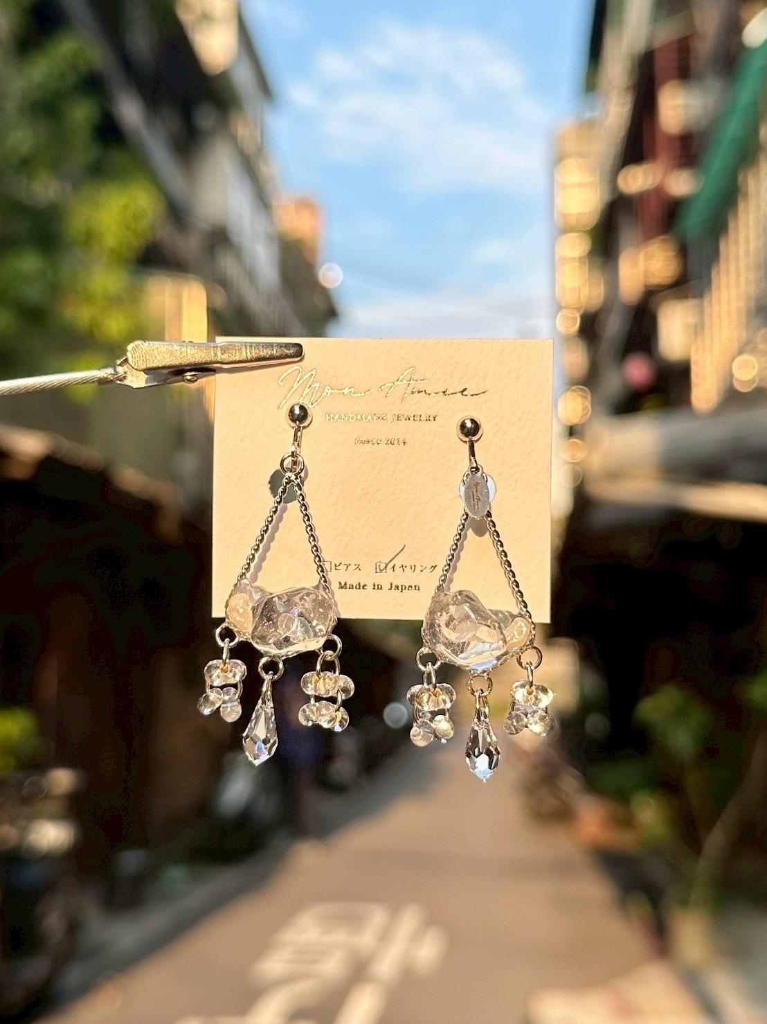 [Mon Amie] 菱形水晶吊燈耳環 | 銀色 | NO.9 | 耳夾