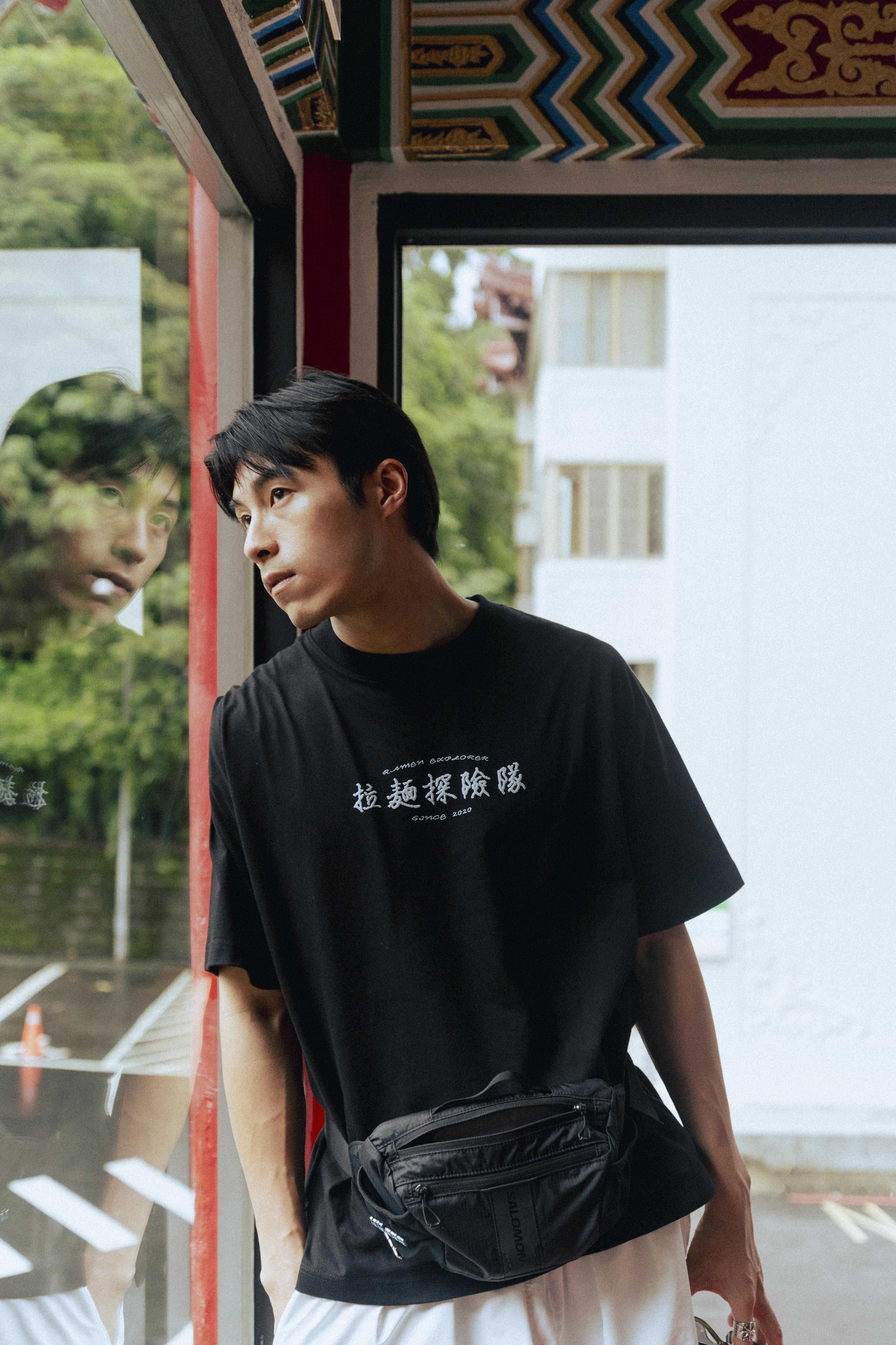 拉麵探險隊 經典 LOGO 發泡 寬版 短T