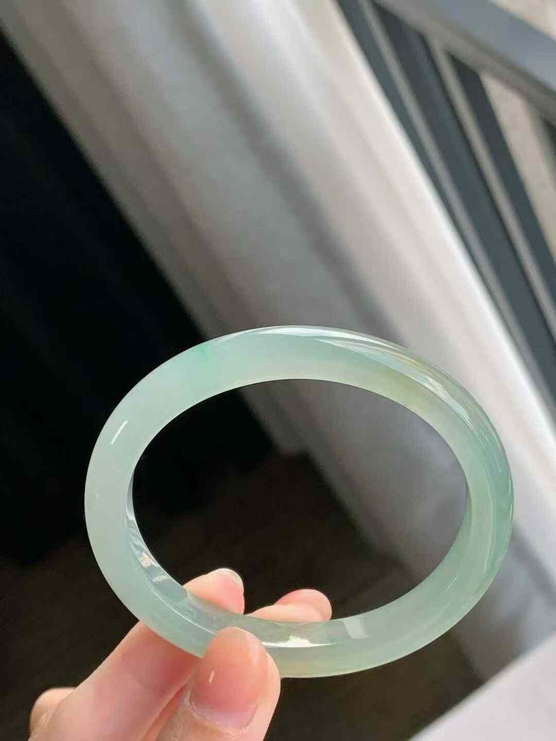 915653 52mm黃加綠翡翠貴妃手鐲 (50-52)