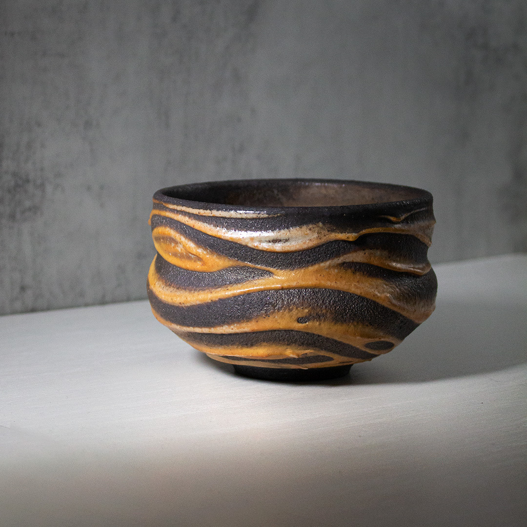 山水霞波染韻茶碗