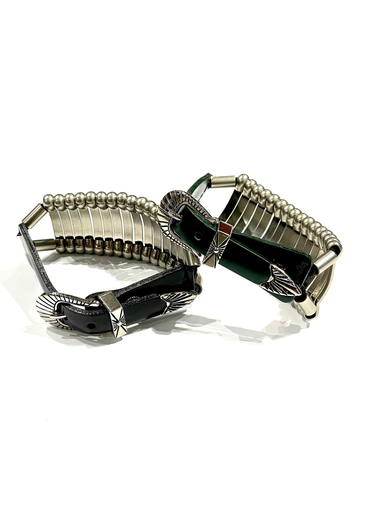 TOGA TOO / Western metal bangle