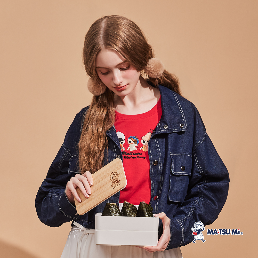 MA‧TSU Mi 瑪娃心愛的炸蝦飯糰麵包印畫刺繡長袖上衣(白.紅)