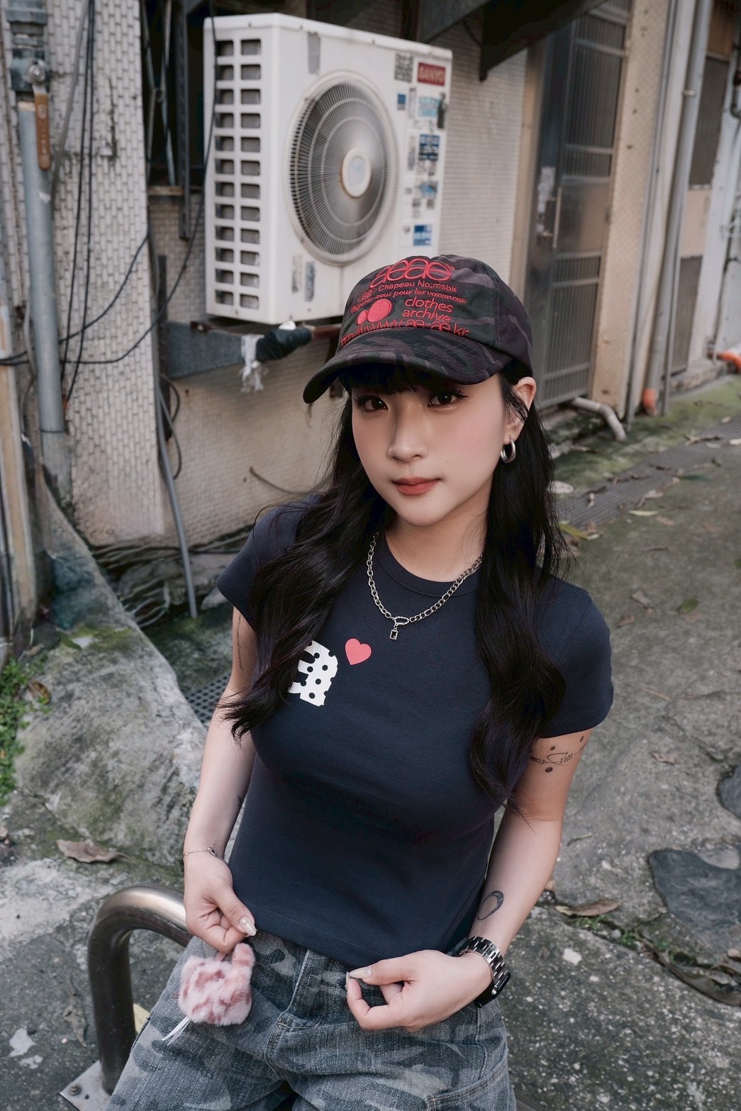 <快速出貨>aeae DOT SMALL LETTER TEE 點點 a愛心 短袖上衣