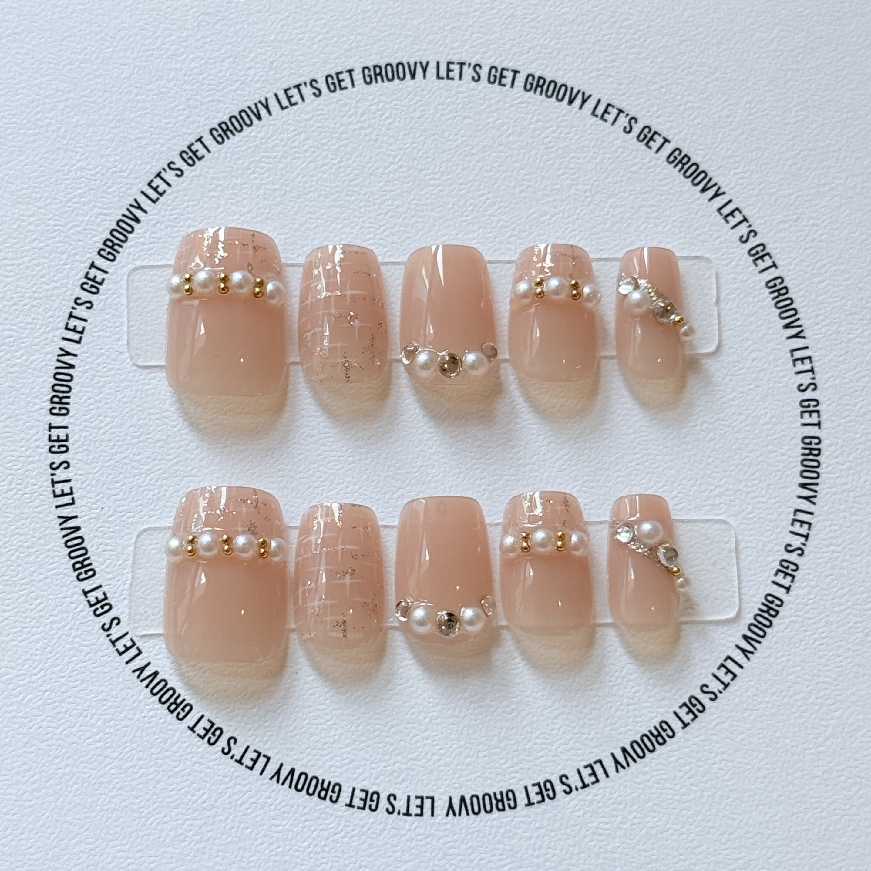 Slay ︳Pink Chan-el Pattern。Little Pearl Charms