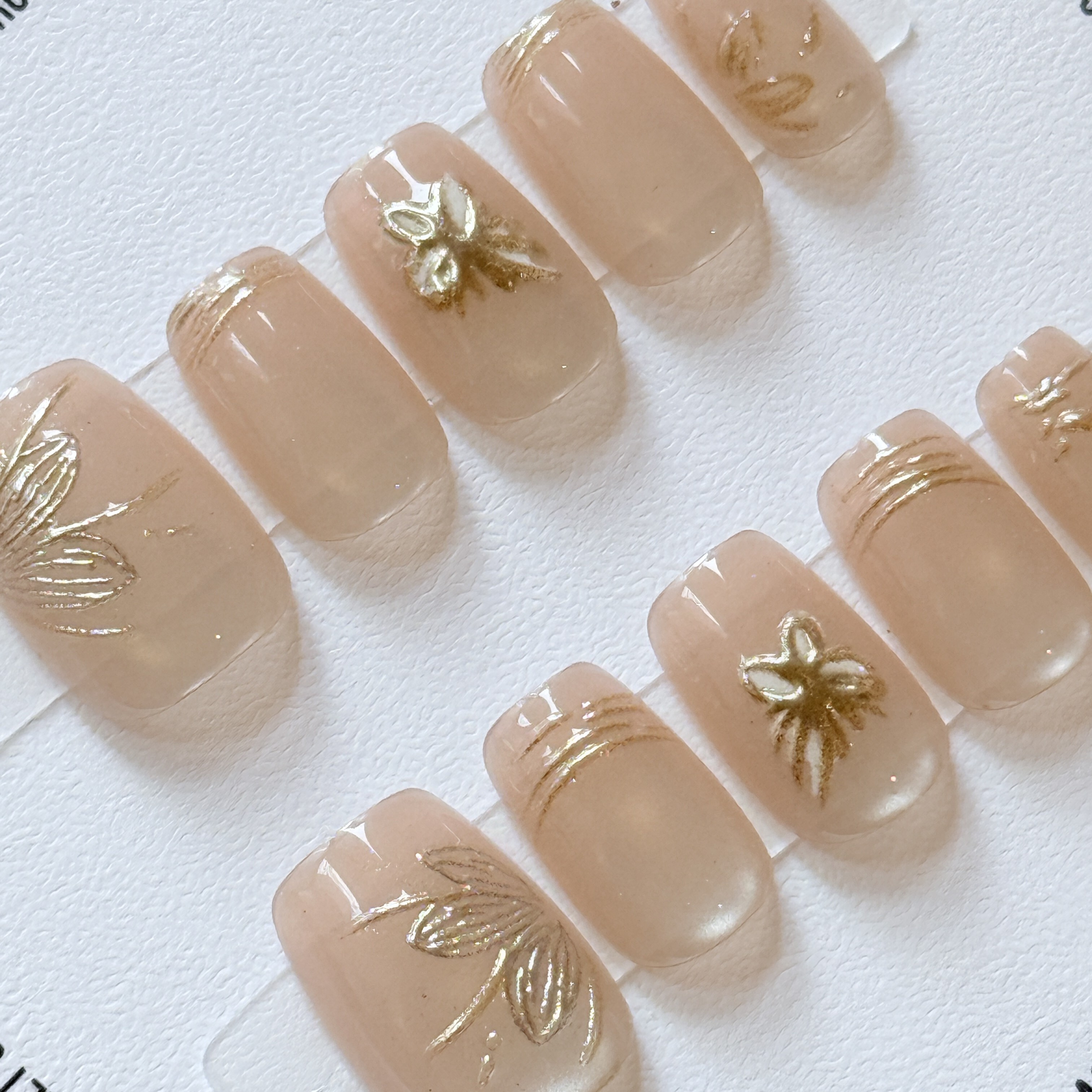 Slay ︳Elegant Nude Color with gold line pattern