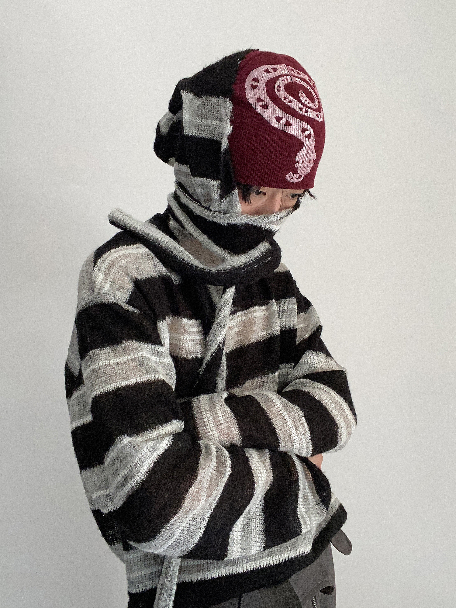 VAJAVU 拆卸式 馬海毛 條紋 針織 帽TEE