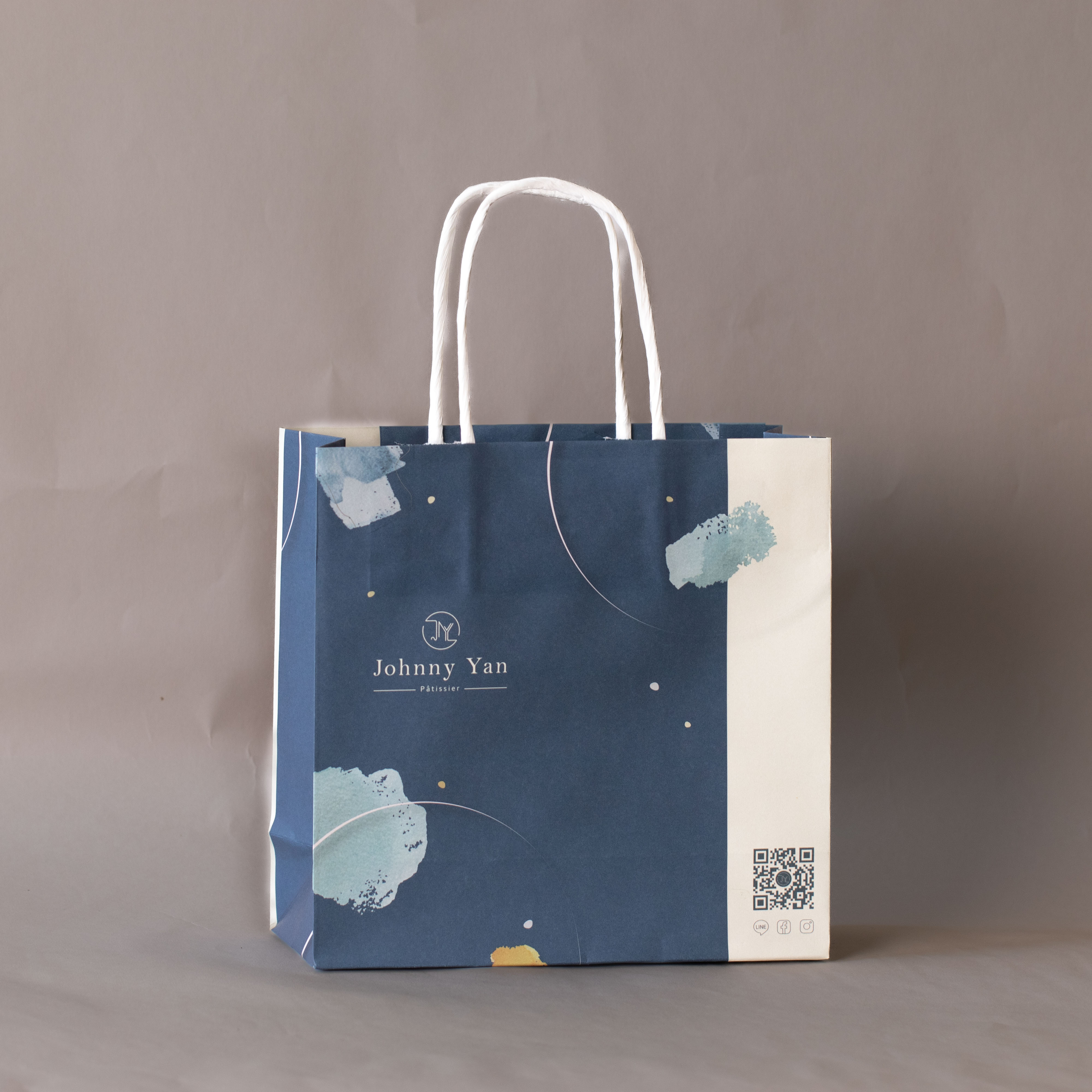 【香港訂購】品牌小提袋