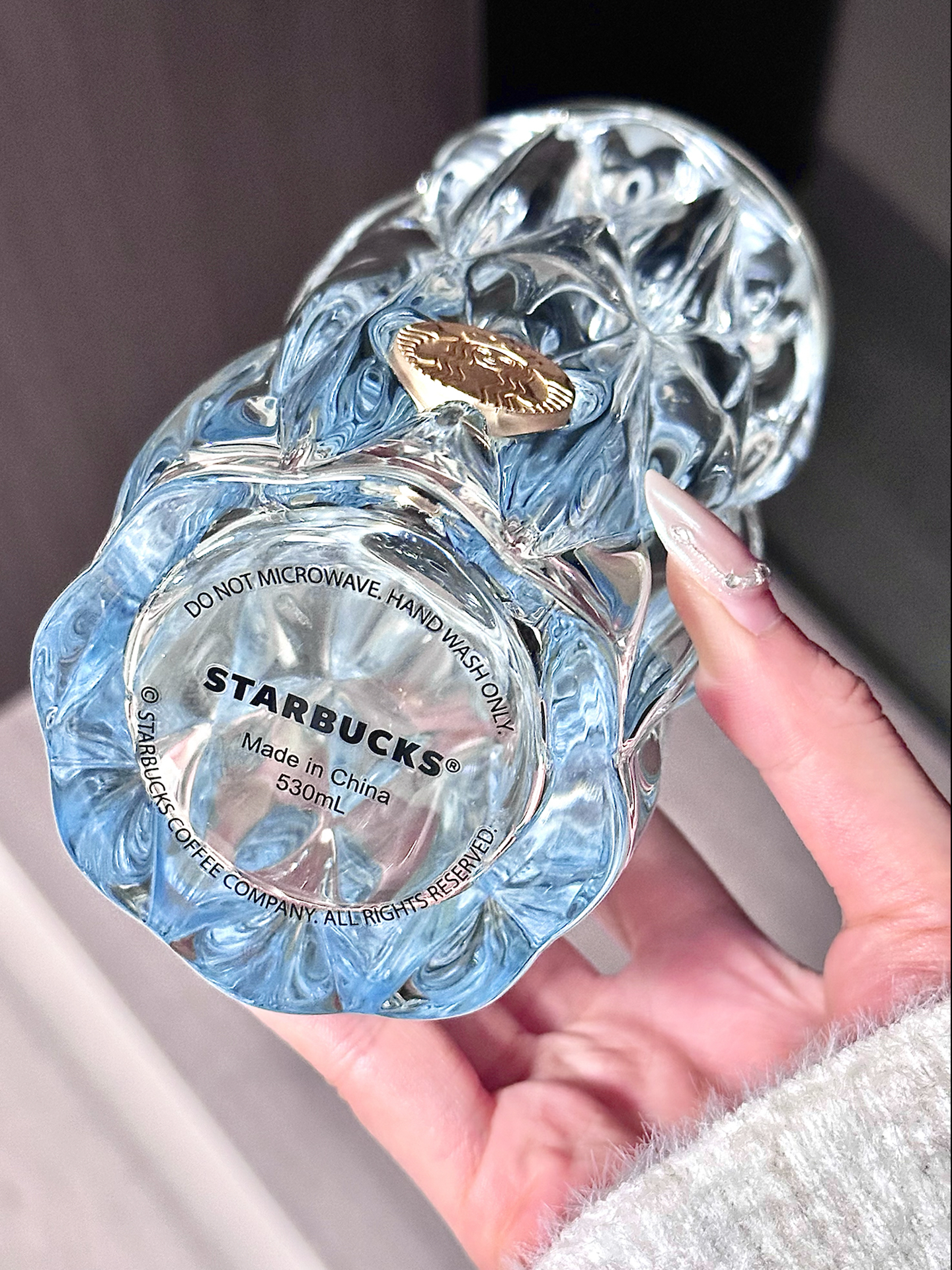 代購-Starbucks星巴克 藍色 菱紋款 玻璃 吸管杯 530ml