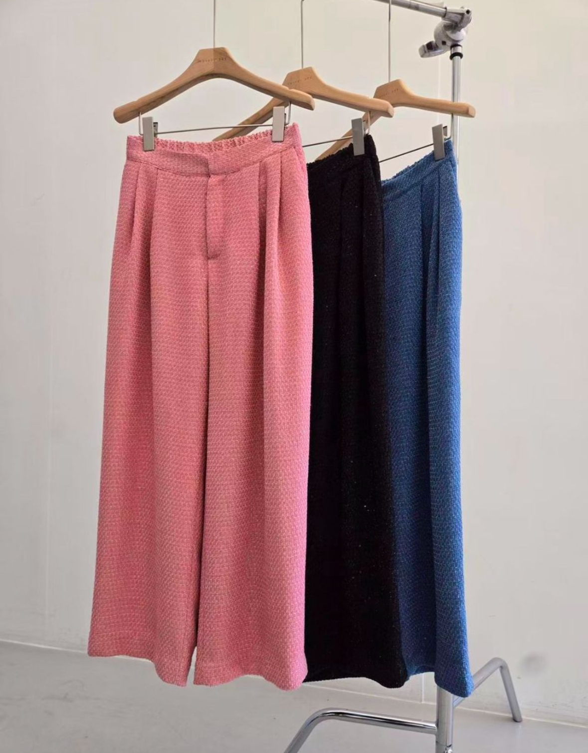 CR16  褲 腰25-30 hip 52 長 38.5 $589