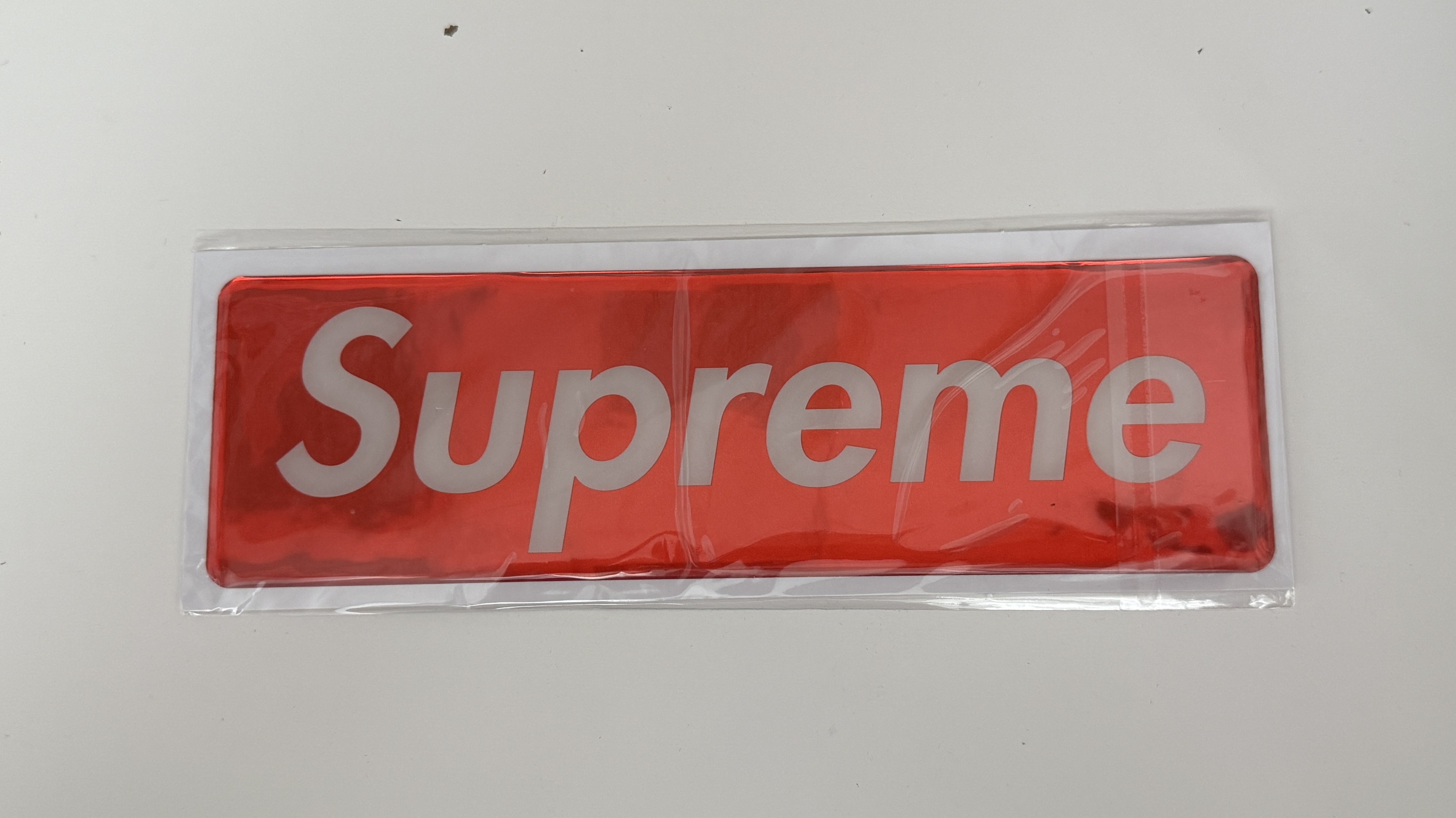 Supreme box sticker 12