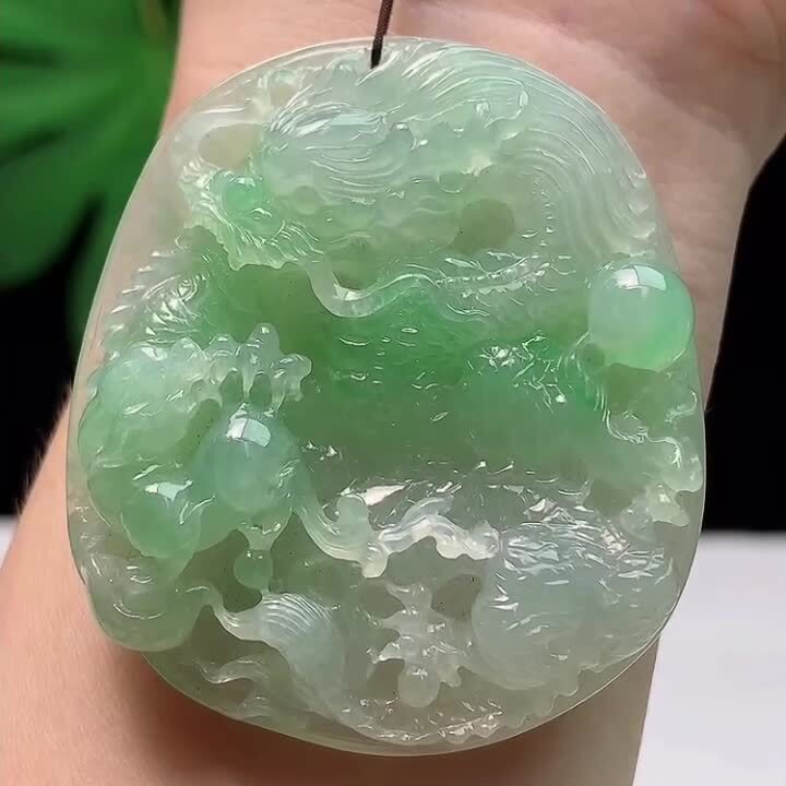 91327 翡翠飄綠龍牌