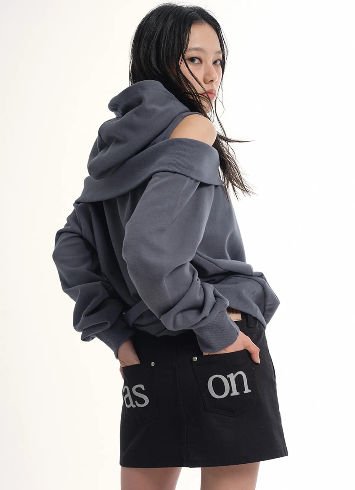 <快速出貨> Ason POG SKIRT 刺綉短裙