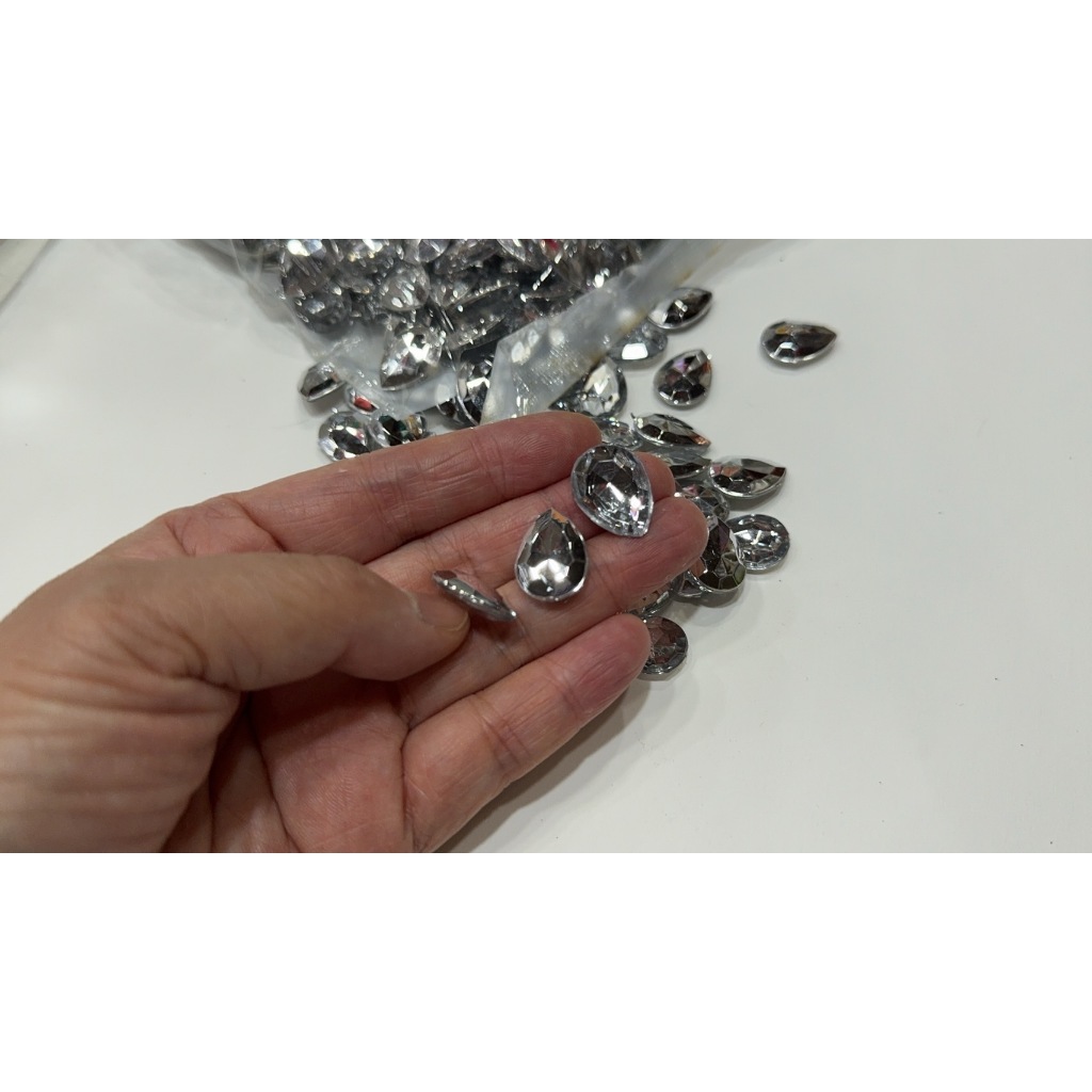 【台灣現貨速發】圓弧底水滴型水鑚 ⚠️優惠出清｜立體水鑽 壓克力鑽