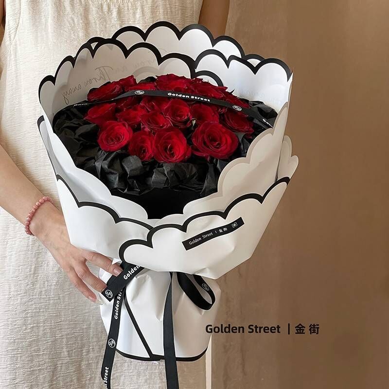 【台灣現貨速發】七色堇花瓣紙 英文花邊 黑框 白框包裝紙