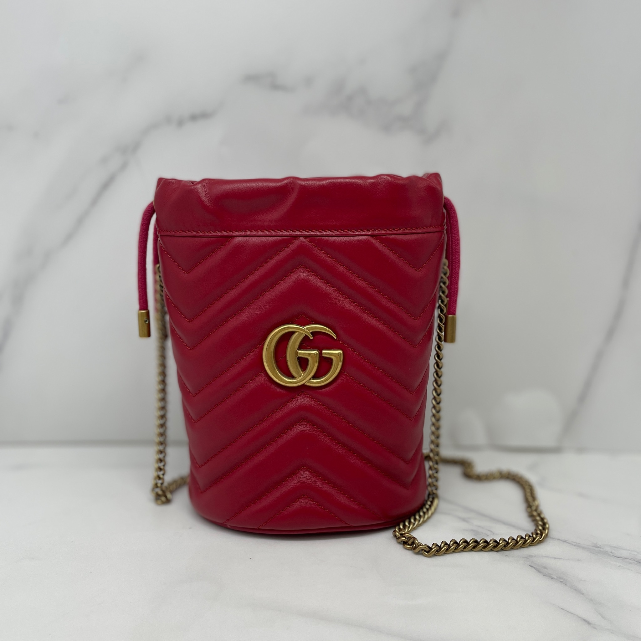 Gucci GG Marmont Bucket