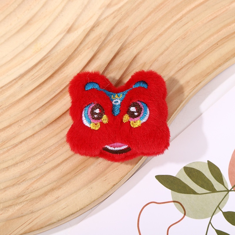 【台灣現貨速發】醒獅 絨毛布娃娃 鯉魚 招財貓 年宵 新年