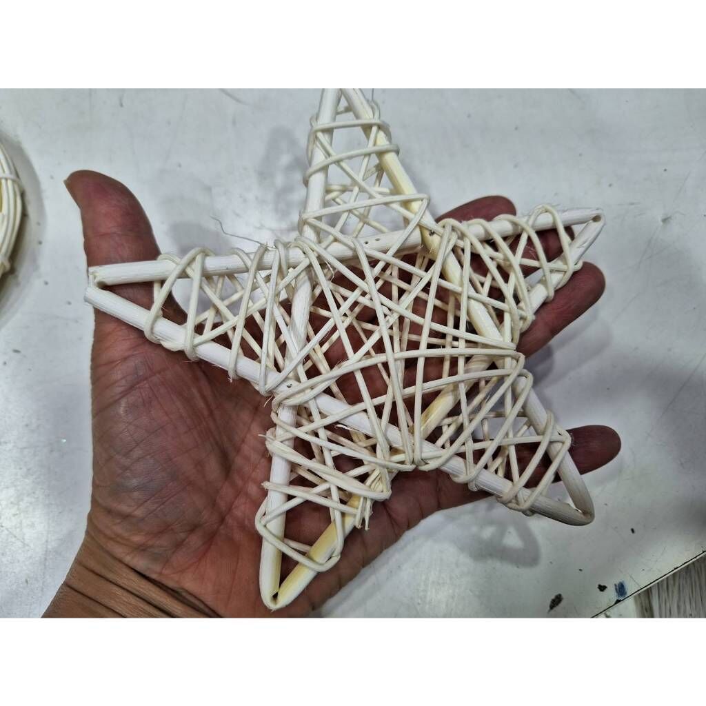 【台灣現貨速發】白色五角星藤環 藤圈 聖誕藤圈 星星藤圈 藤编花環 乾花藤環