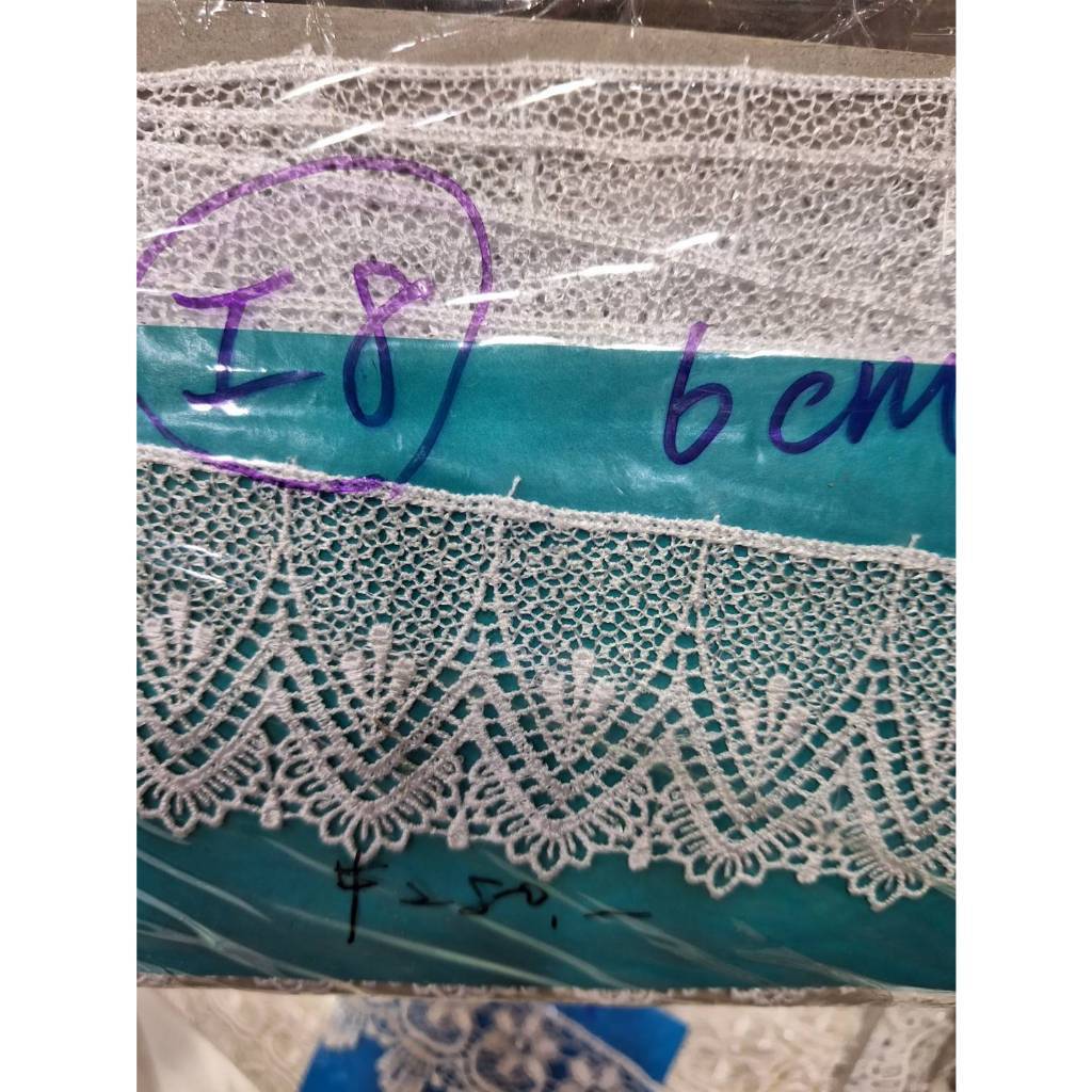 庫存出清''特價9元起**平面刺繡厚蕾絲 緞帶 6-7.5公分