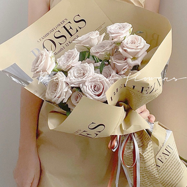 【台灣現貨速發】防水英文報 復古英文報紙 時尚周刊 拍照背景 報紙 花束包裝紙 防水包裝紙 鮮花包裝紙