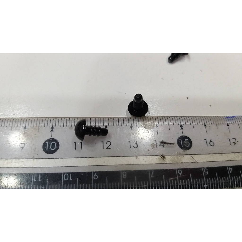 【台灣現貨速發】黑色豆豆眼睛 玩偶零件｜面寬 0.5-1.5公分