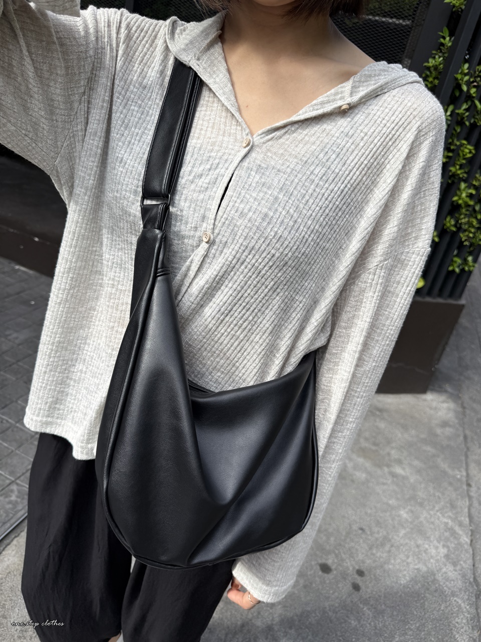 正韓LAZY超好裝皮革船型包