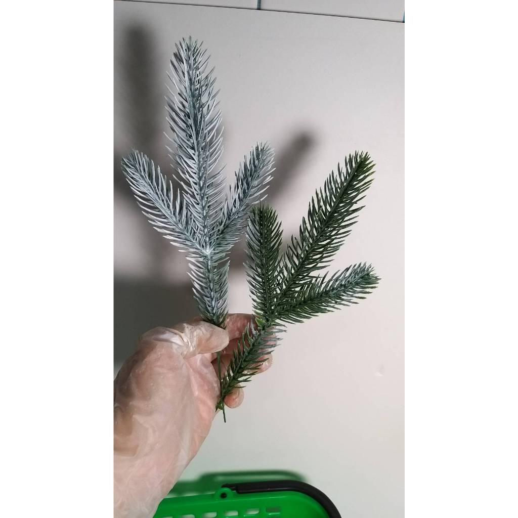 【台灣現貨速發】聖誕''做聖誕樹''聖誕圈''仿真人造灰白松柏***灰松針