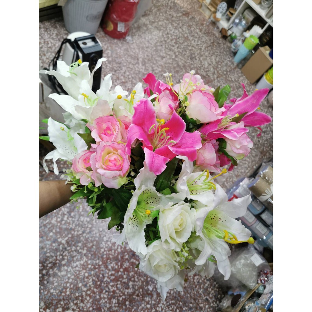 【台灣現貨速發】-人造花---6朵百合花+6朵玫瑰