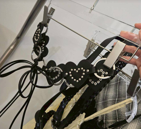 9月現貨-韓國愛心皮革腰鍊-G13