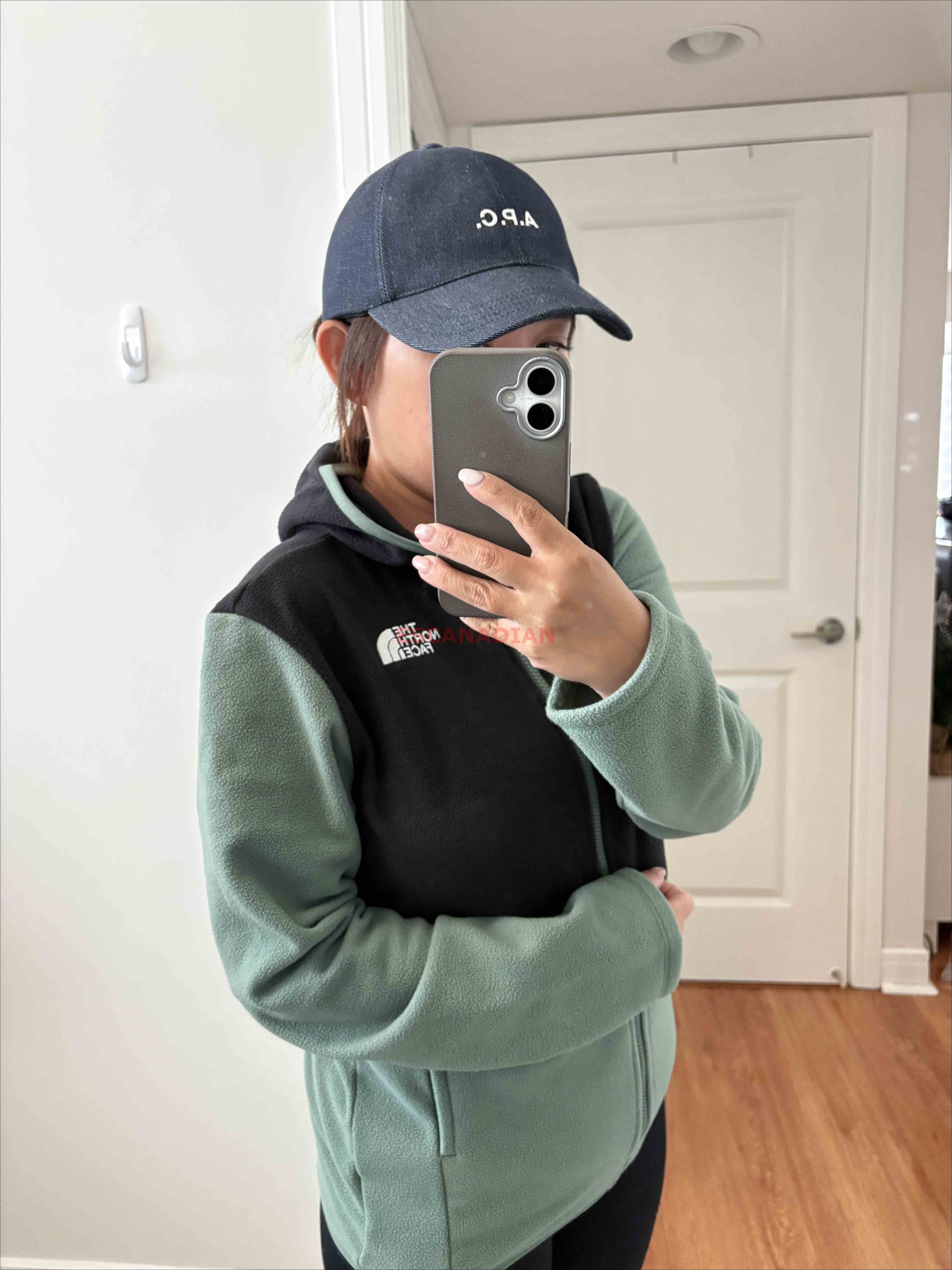 THE NORTH FACE 大童裝 毛巾布材質 刺繡小標 連帽外套