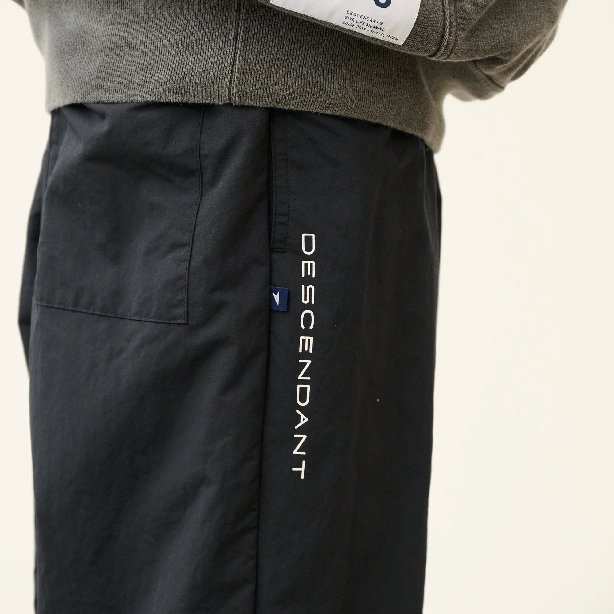 DESCENDANT 2025 A/W WHARF NYLON TROUSERS - PRE ORDER ITEM (預訂中)