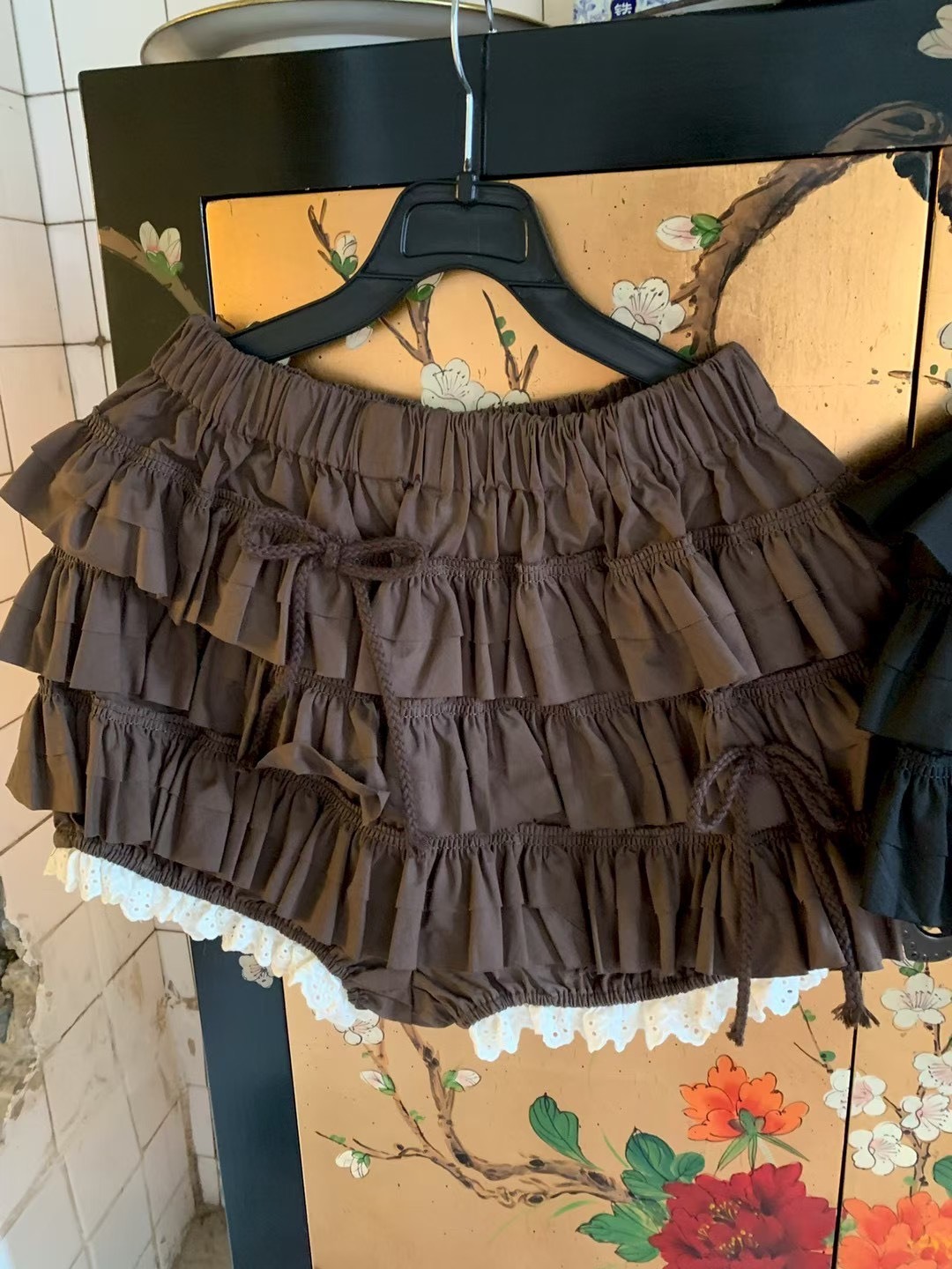 綁繩蝴蝶結蛋糕短褲