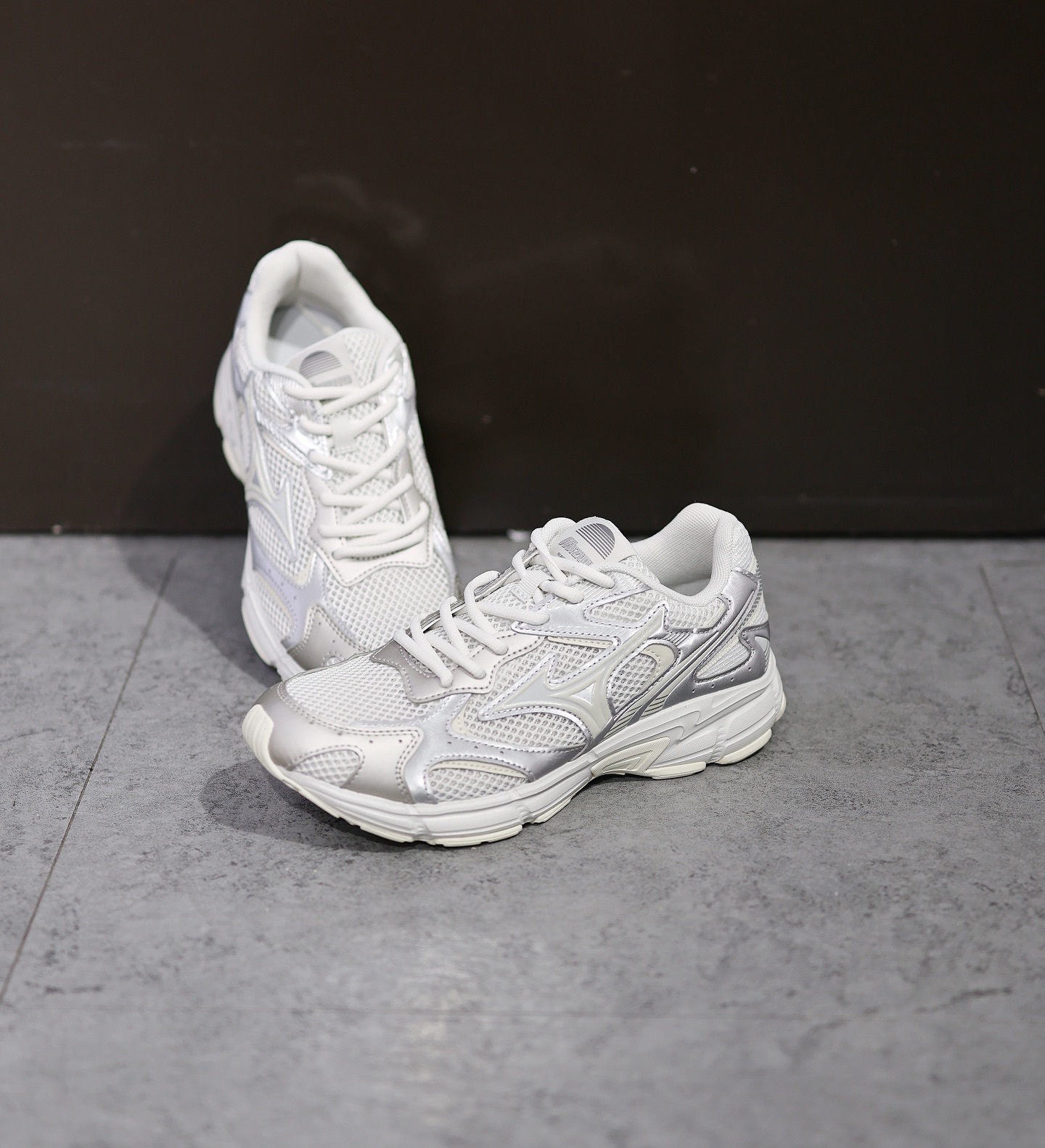 Mizuno Cyclone Speed 2K Silver White 白銀色 D1GH222920