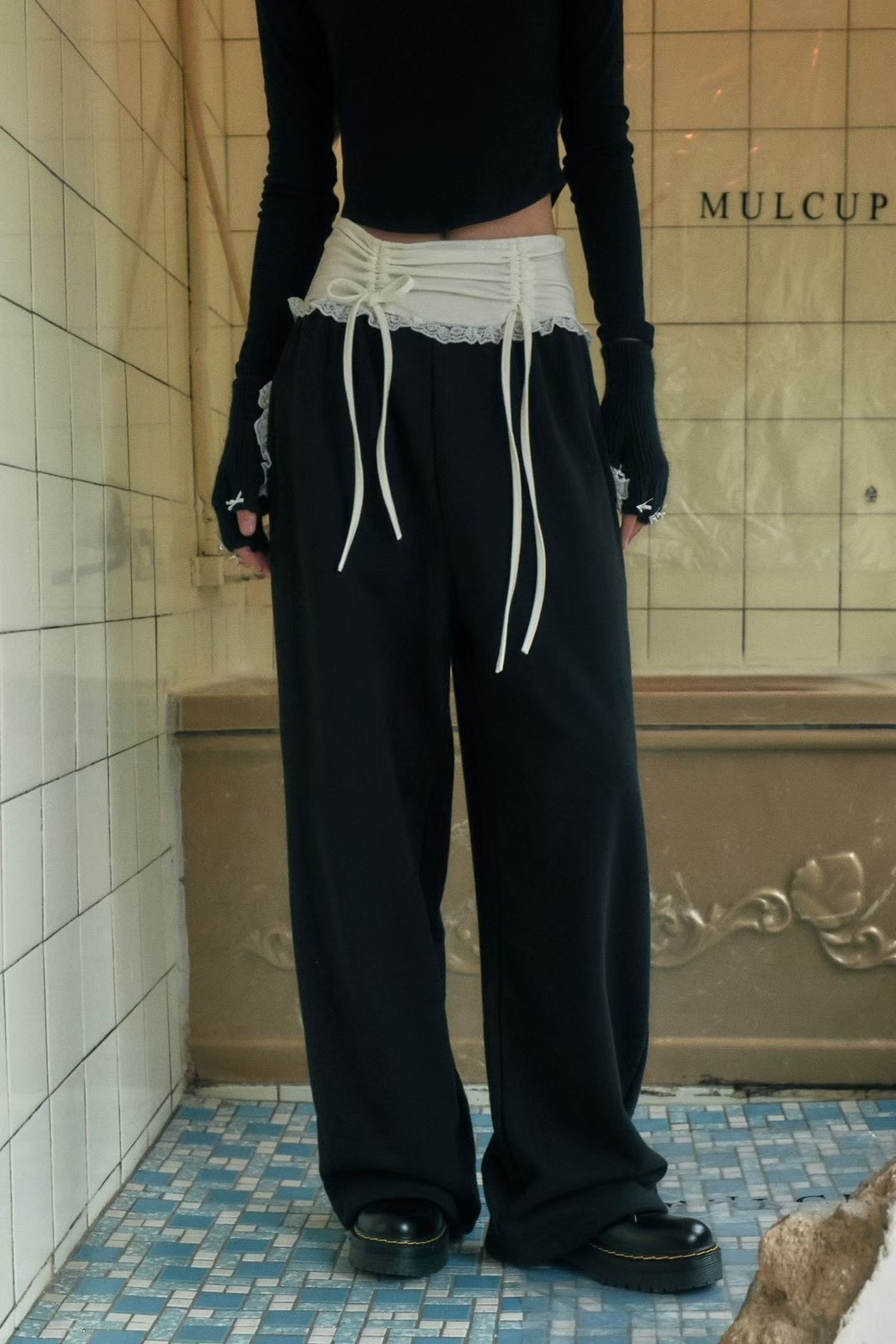 抽繩蕾絲縮腳休閒褲