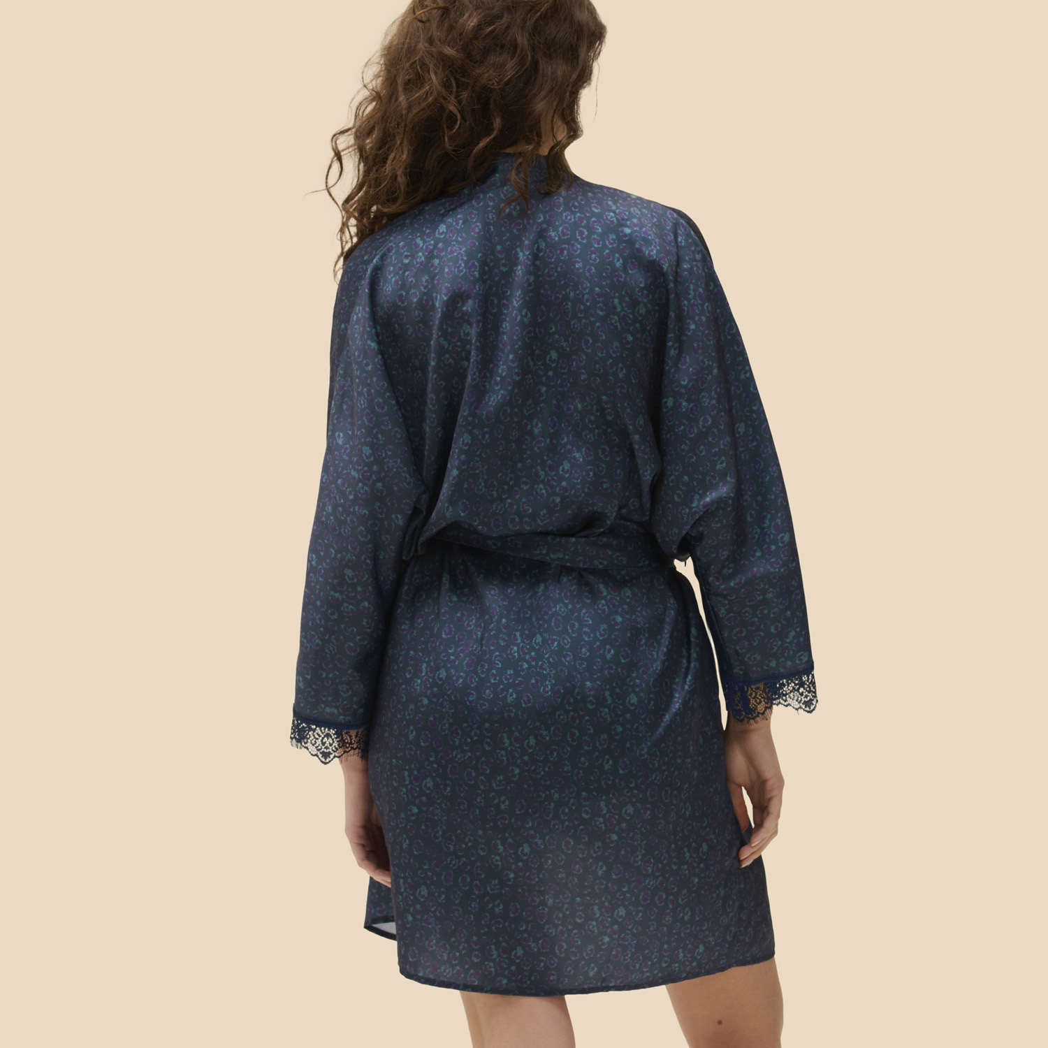 SATIN SECRETS 秘密 罩衫 藍虎眼石