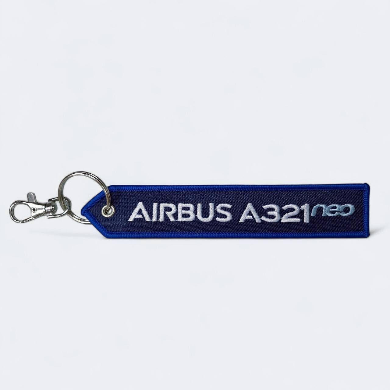 AIRBUS A321neo 深藍 飛行前拆除鑰匙圈