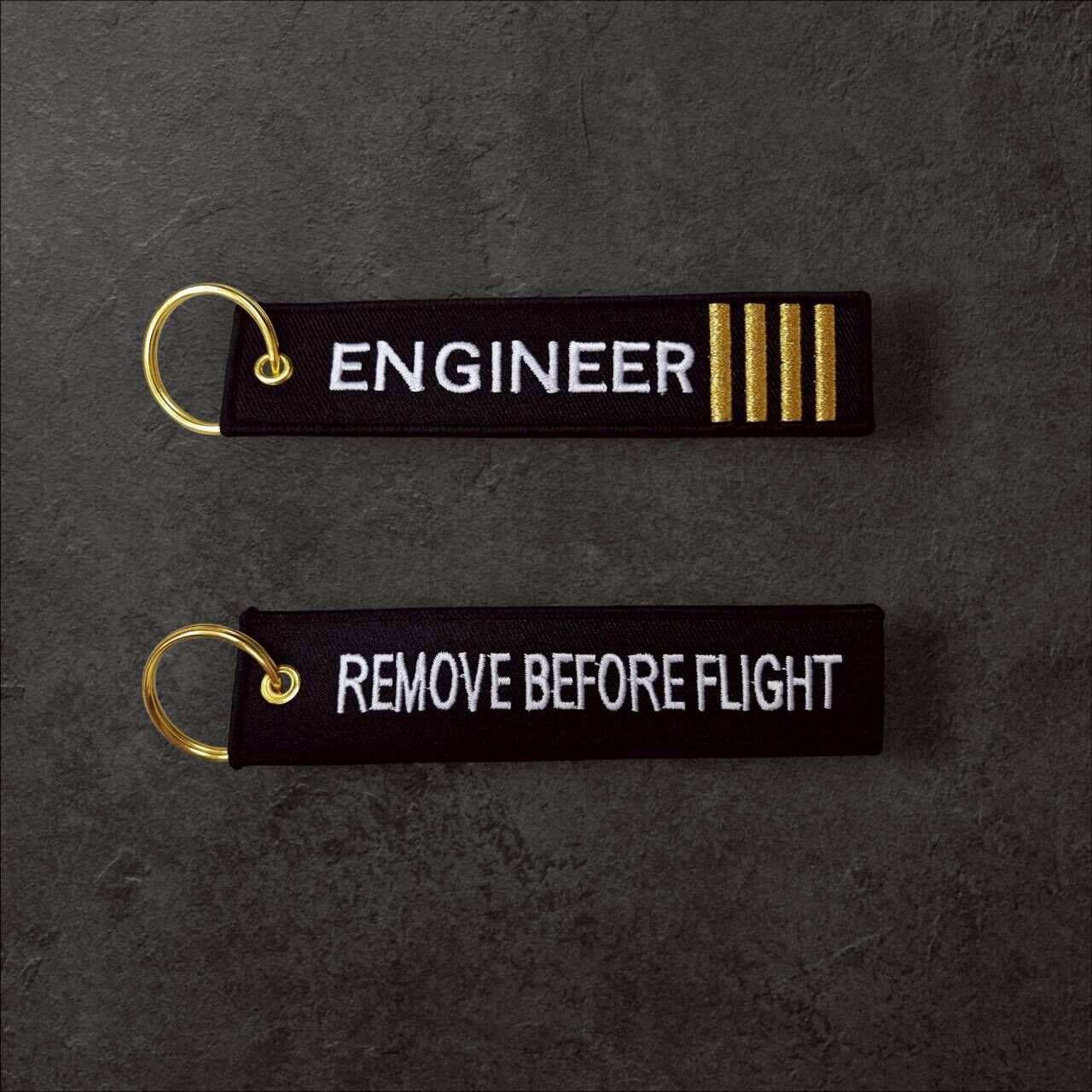 ENGINEER 四槓 飛行前拆除鑰匙圈