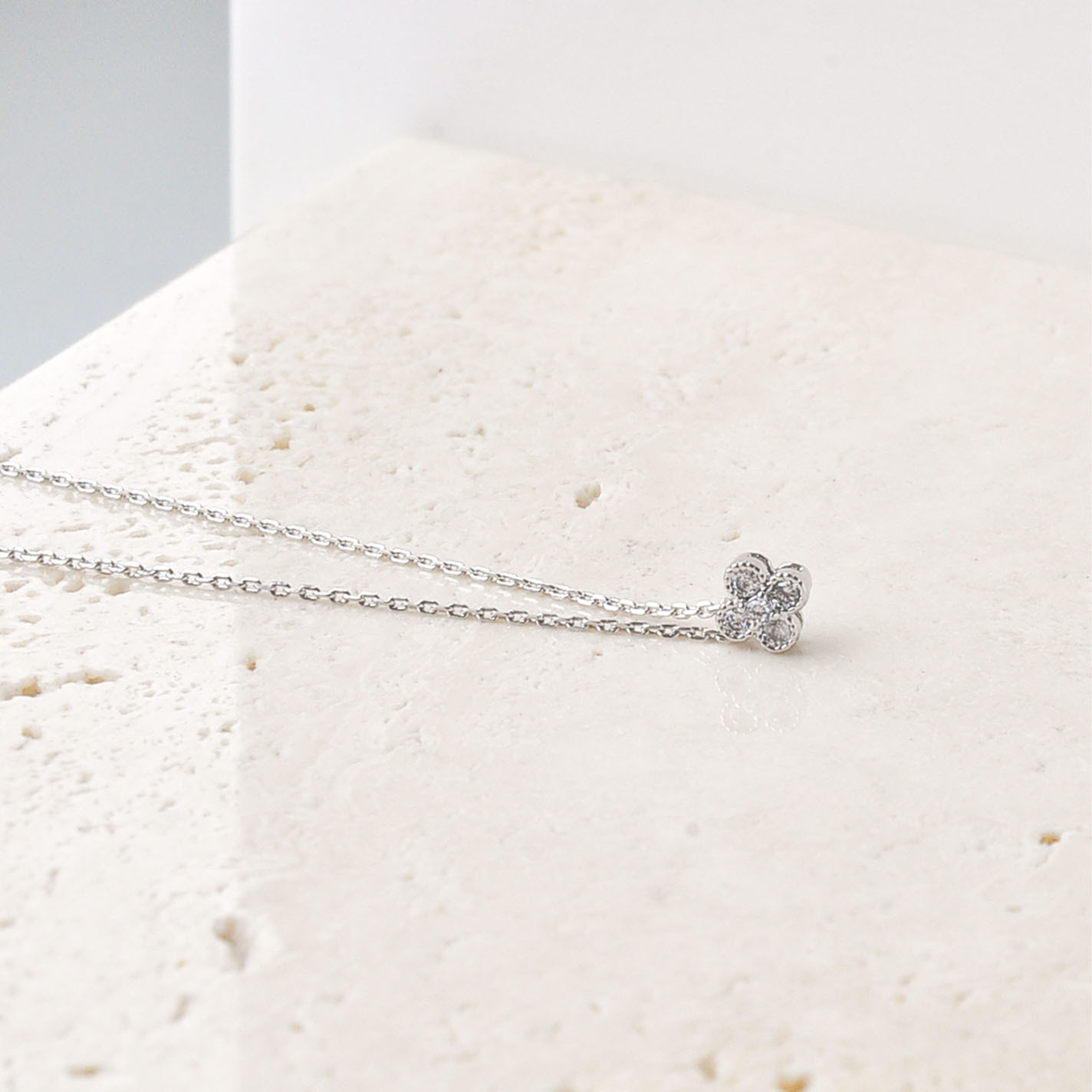 Silver/復刻經典款．小花項鍊