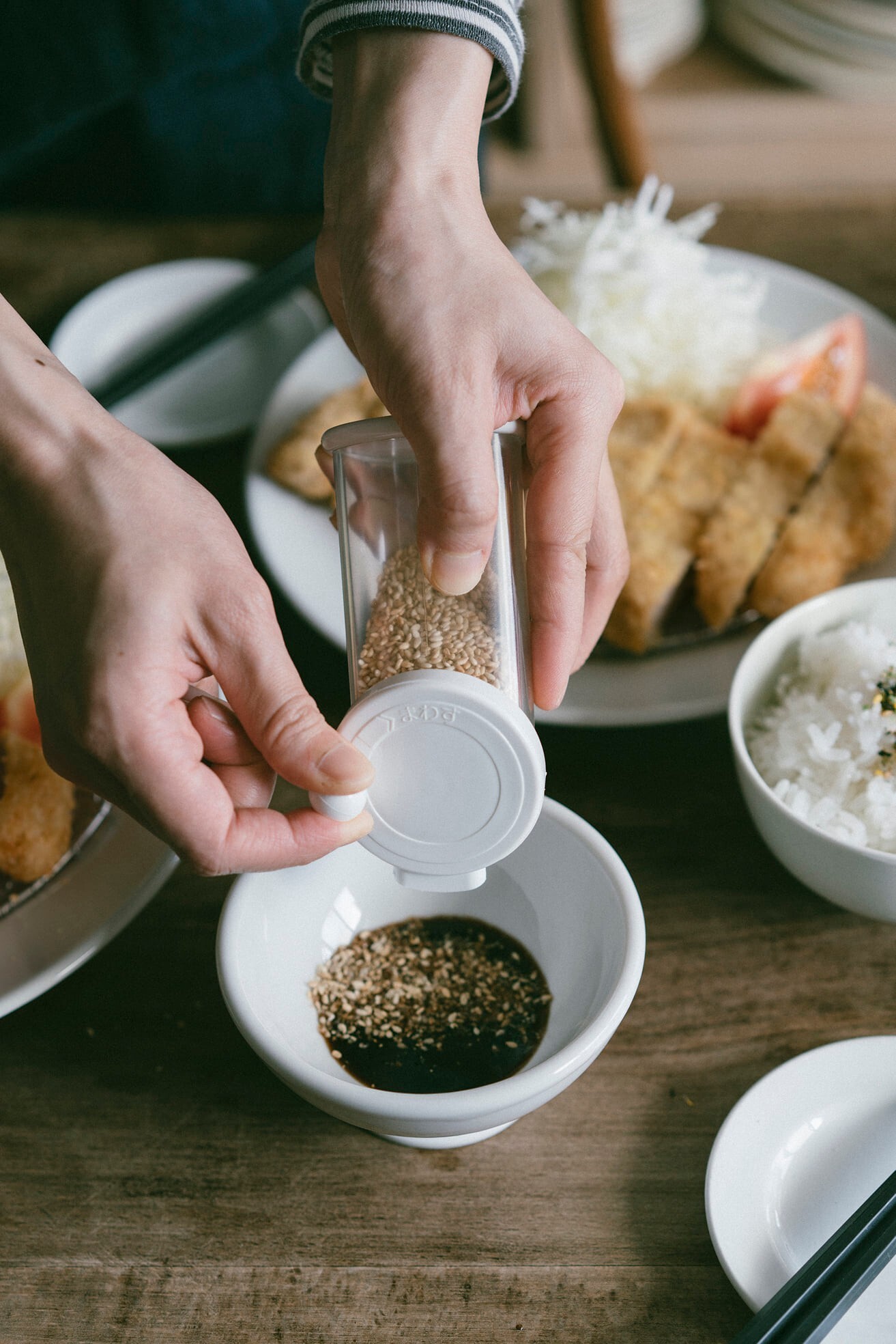 霧白芝麻研磨罐