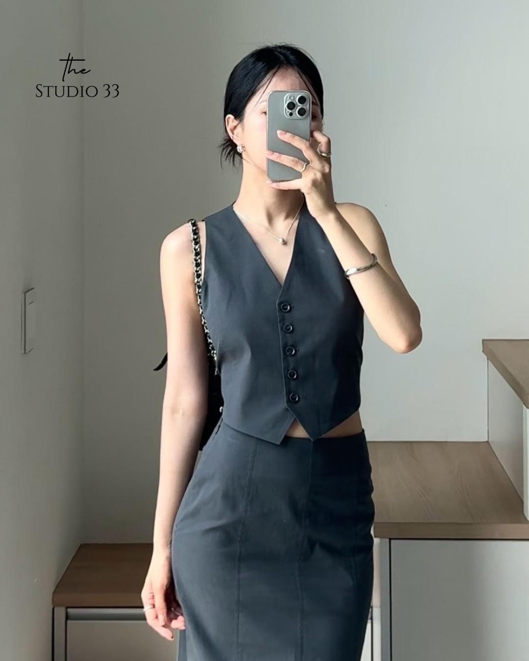 V領後綁繩馬甲背心