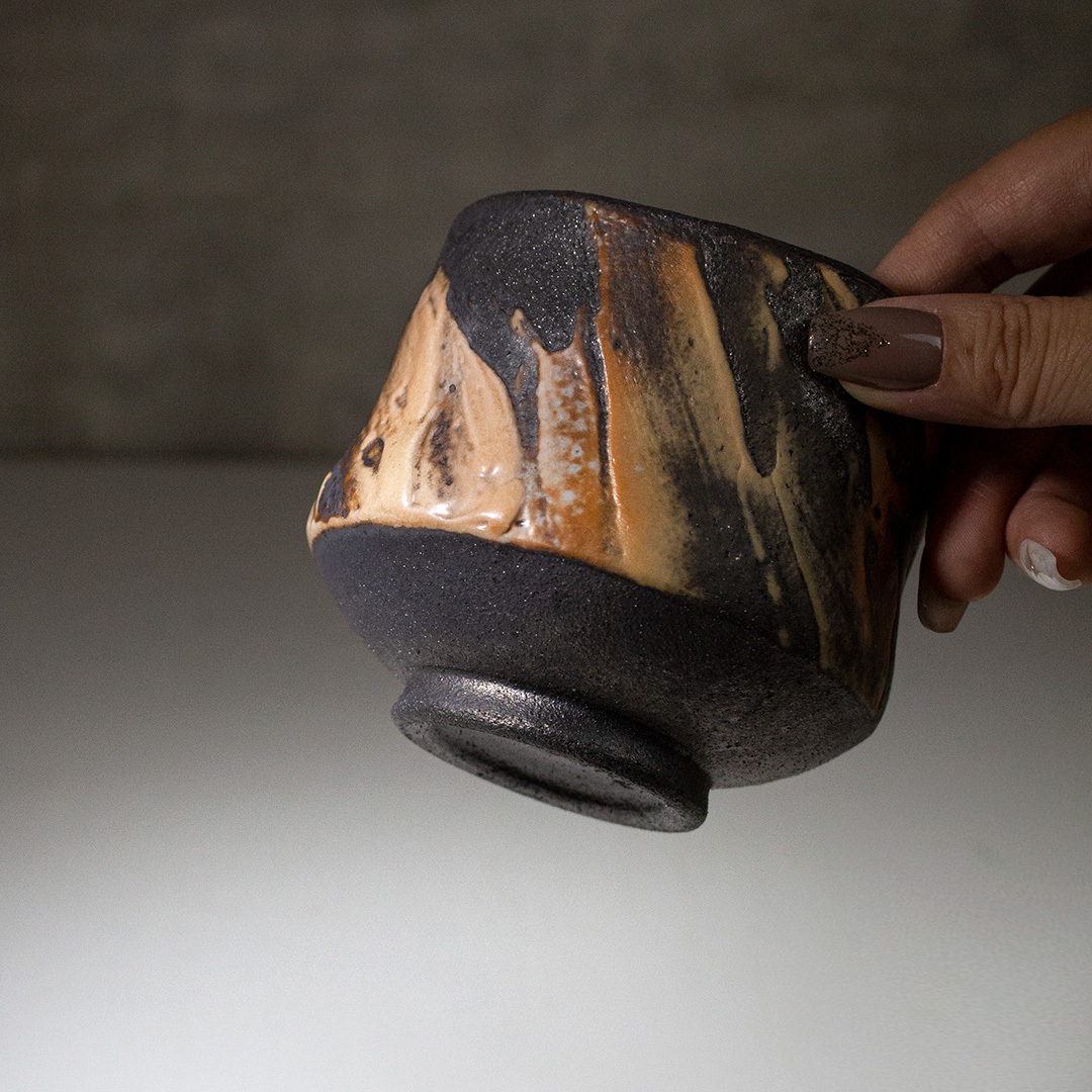 炎岩黑土柴燒主人杯H006CL