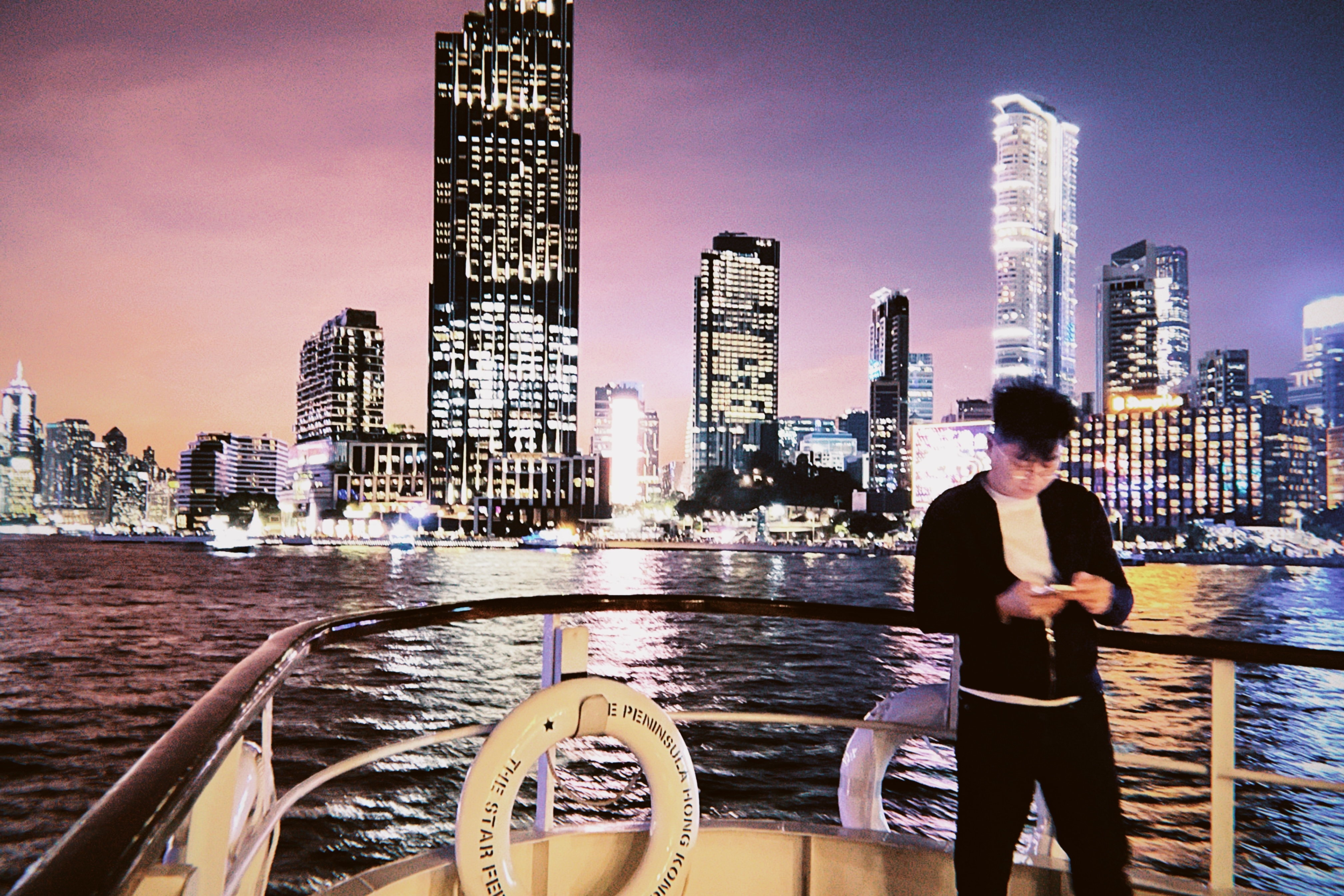 璀璨夜景遊 (19:45-20:30) - 幻彩詠香江