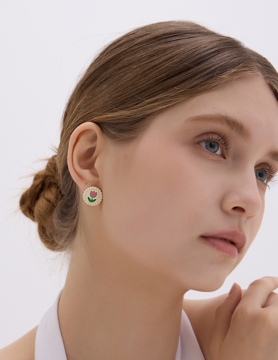 花漾鬱金香。針式耳環