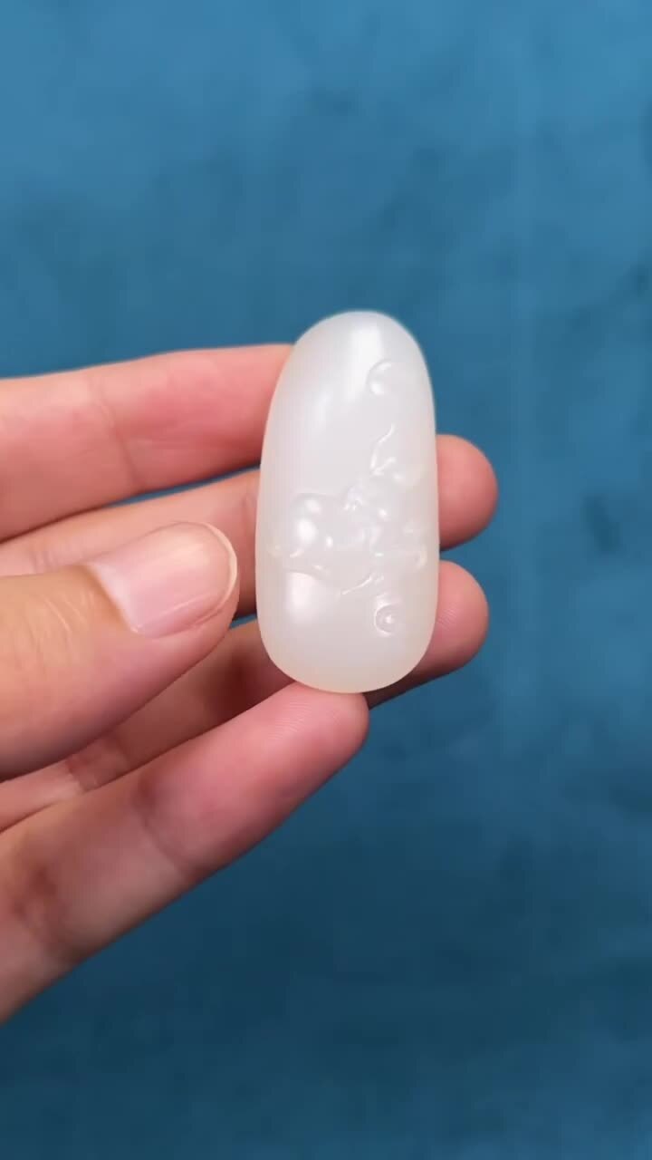 9122 和田玉前途無量