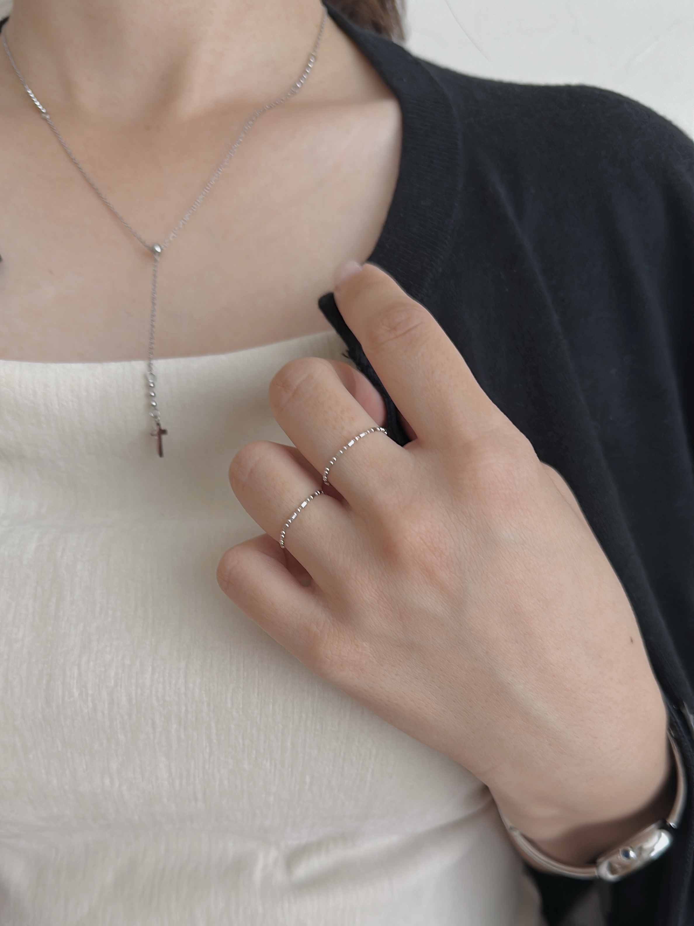 SS slender cross necklace