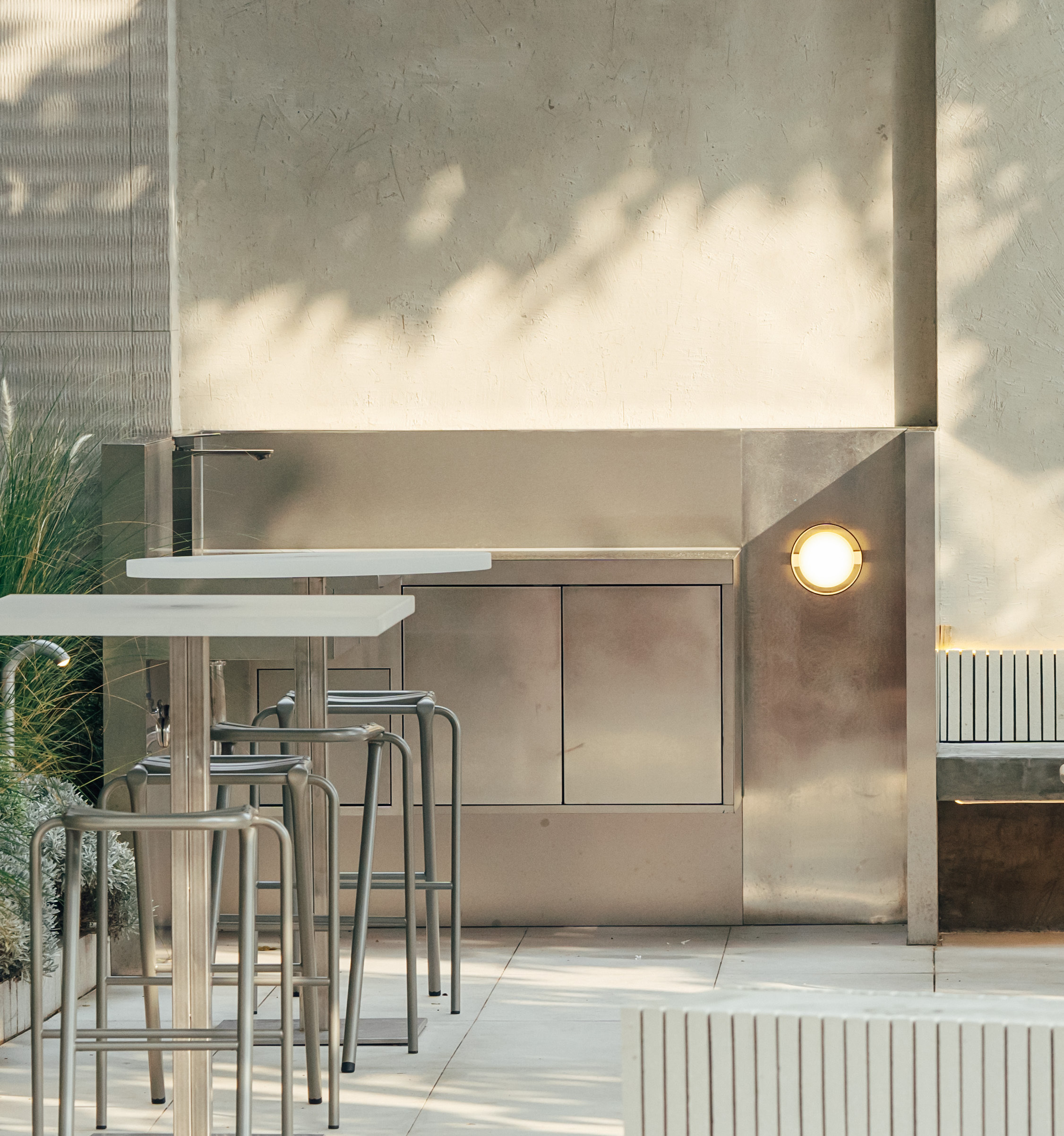 marset-plaffon-outdoor-lightplus-brun