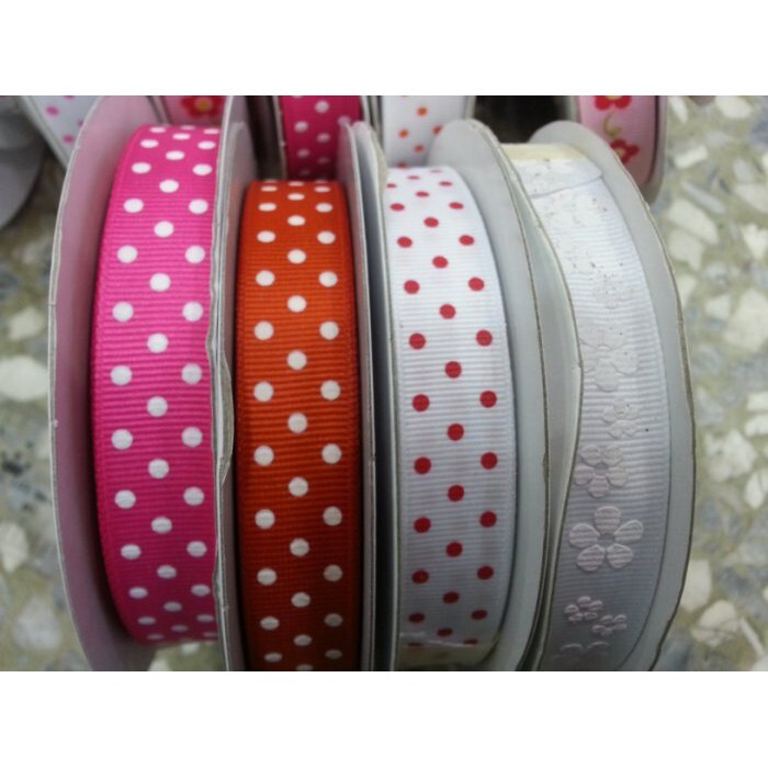 【台灣現貨速發】1.5公分點點 白花羅紋緞帶｜1捲25碼 100元｜緞帶 秀士羅紋緞帶 包裝材料