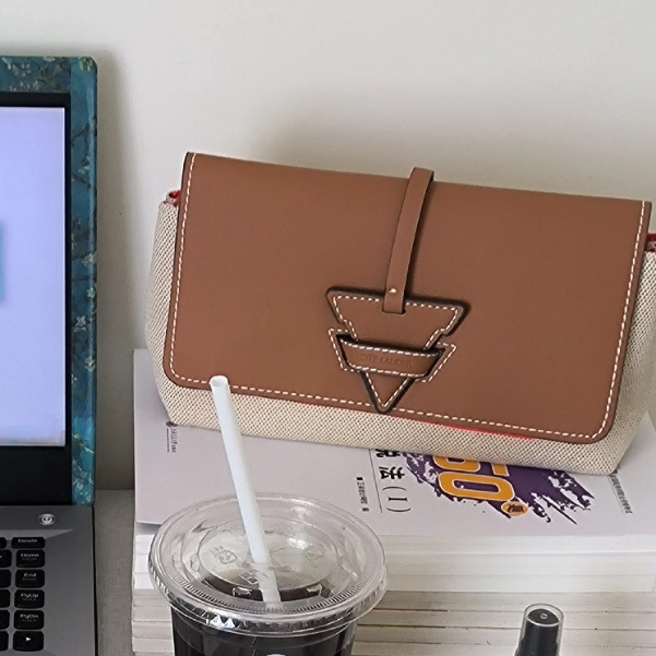 雅詩蘭黛 焦糖皮革手拿包/化妝包