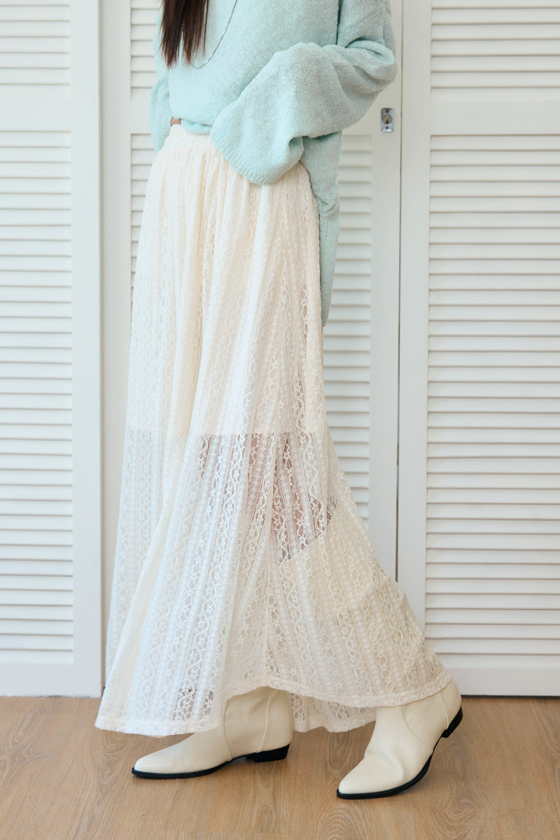 鏤空壓紋蕾絲長裙
