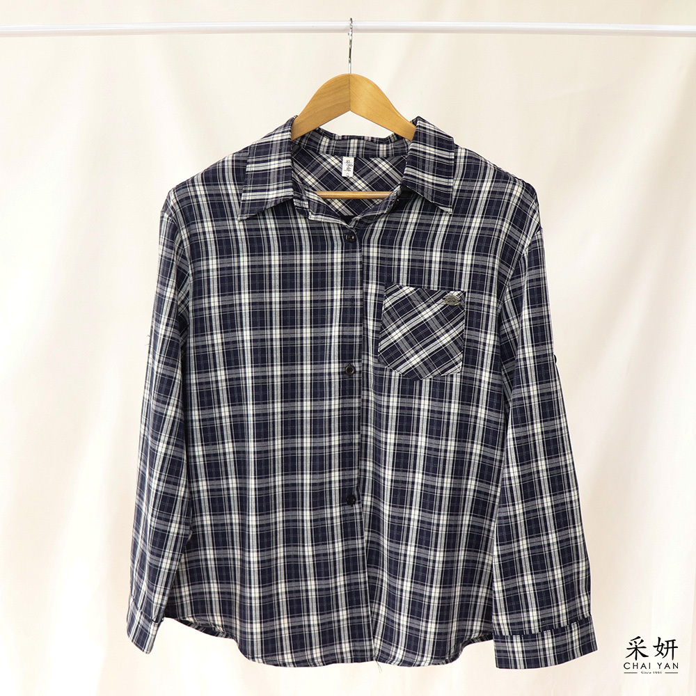 二件式 格子長袖襯衫+字母印花粗肩帶背心